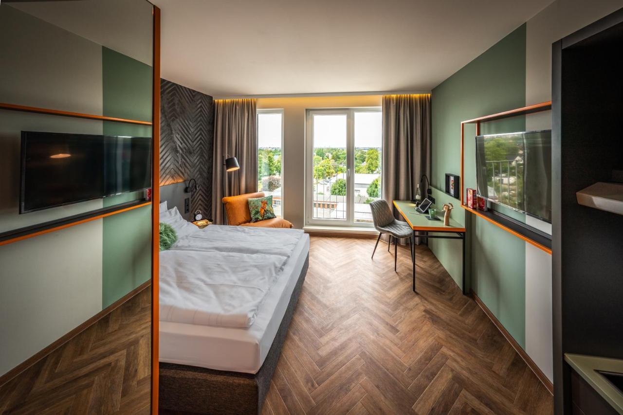 Loginn Hotel Berlin Airport ภายนอก รูปภาพ