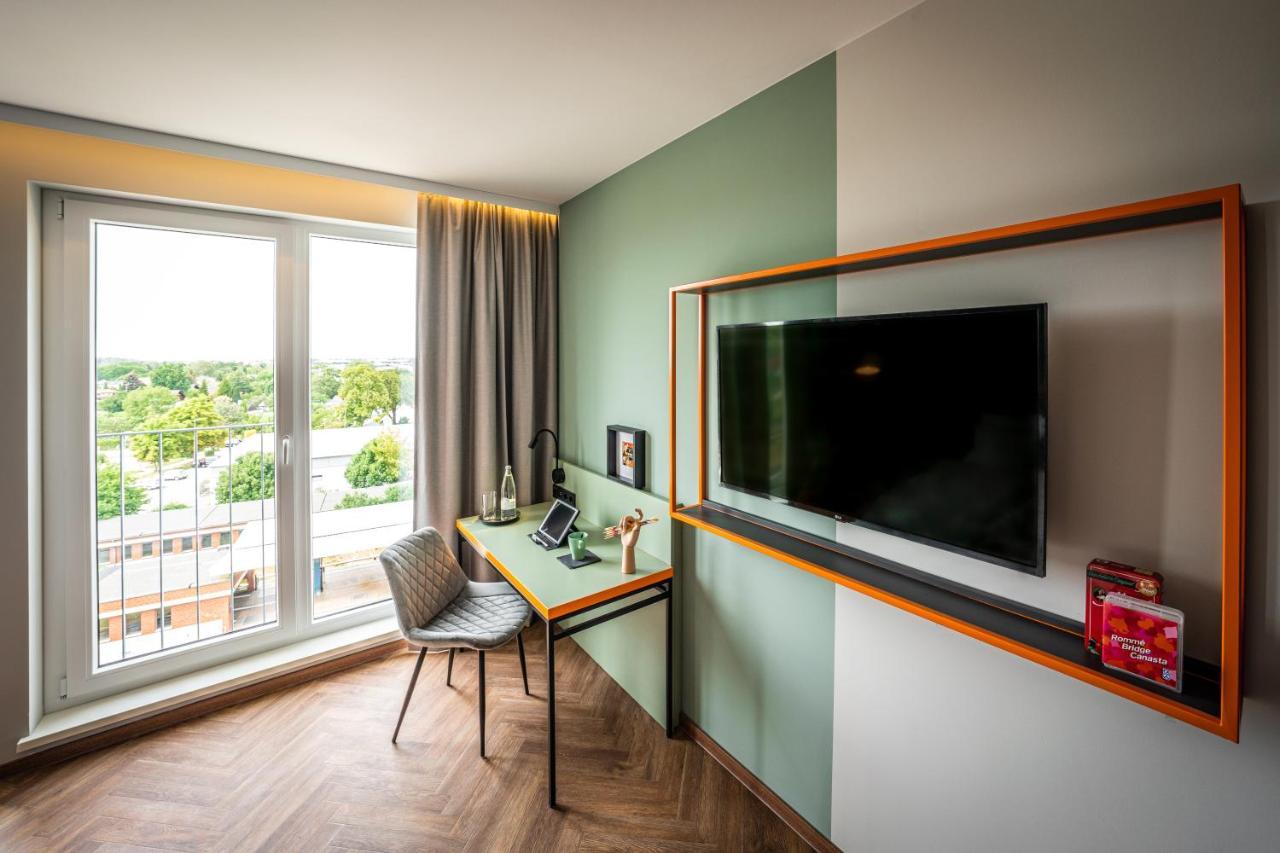 Loginn Hotel Berlin Airport ภายนอก รูปภาพ